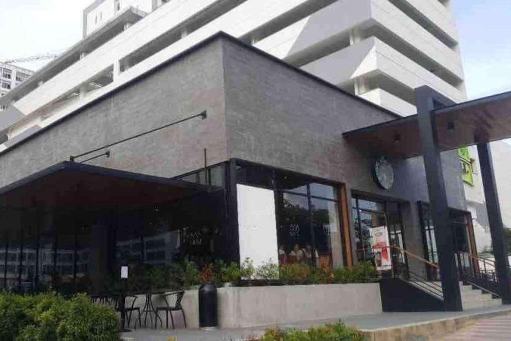 Trig Place At Grace Residence In Taguig City Manille Extérieur photo